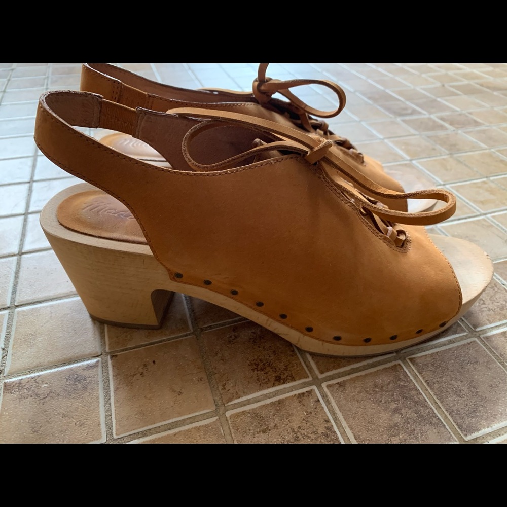 Madewell Cecilia Lace Up Clogs Size 8.
